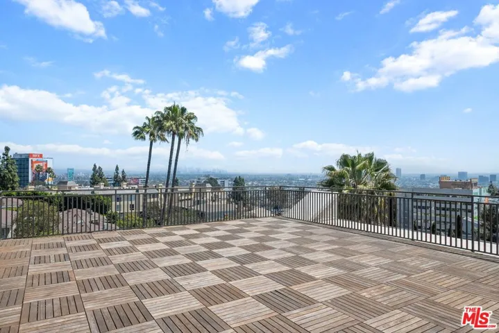 1230 Horn Avenue 529, West Hollywood, California 90069