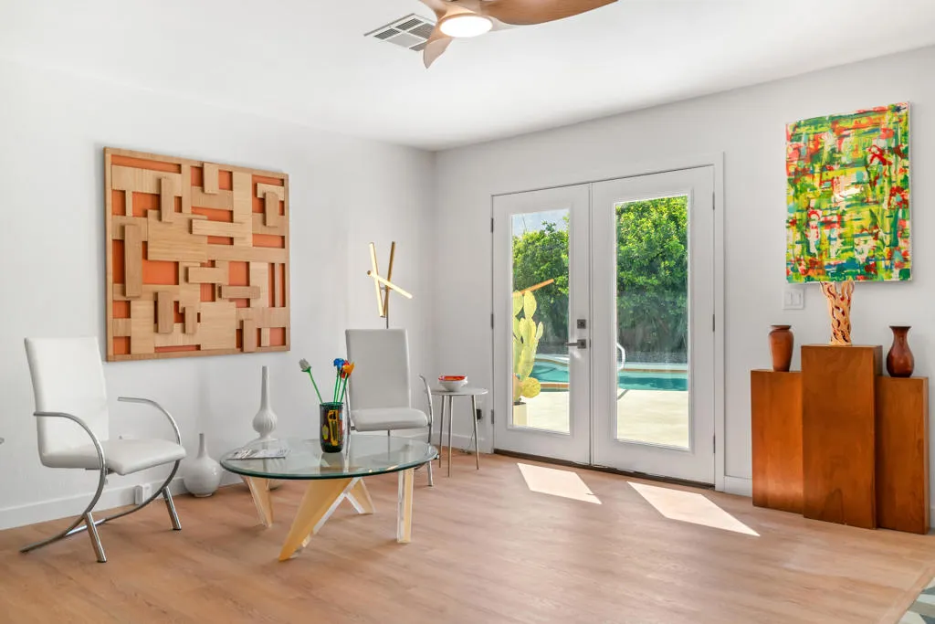 2627 N Cerritos Road, Palm Springs, California 92262 home-pic-9