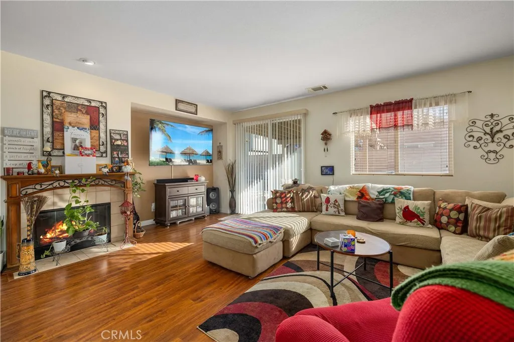 5806 West Avenue K3, Lancaster, California 93536 home-pic-6