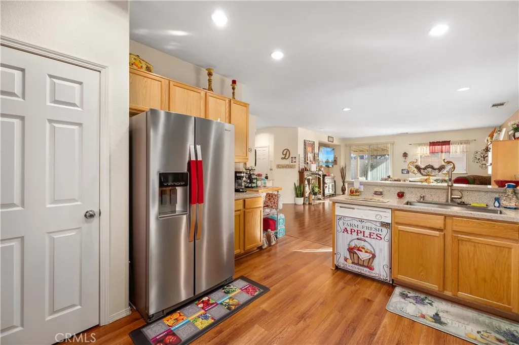 5806 West Avenue K3, Lancaster, California 93536 home-pic-4