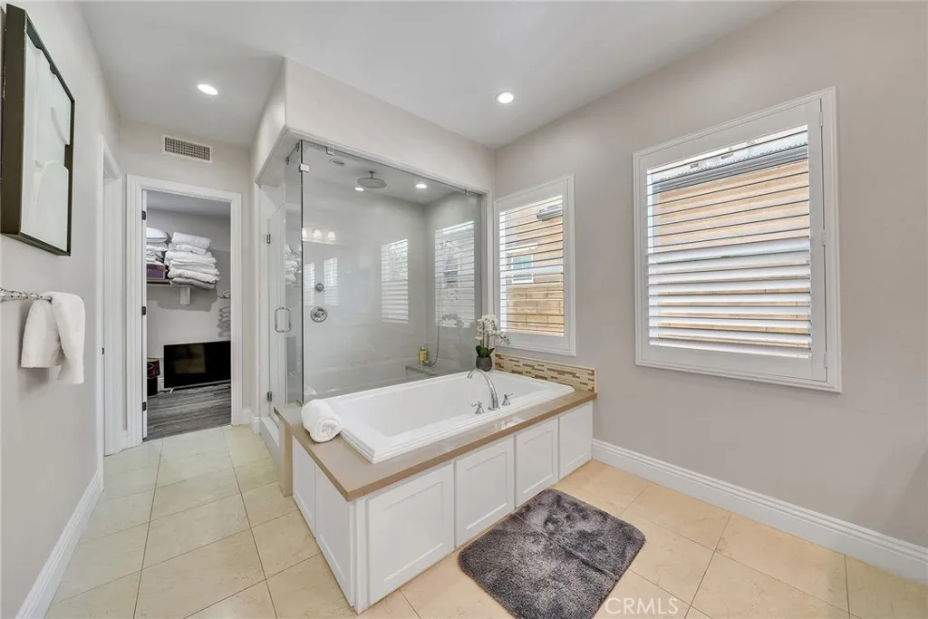 61 Windwalker Way, Tustin, California 92782 home-pic-28