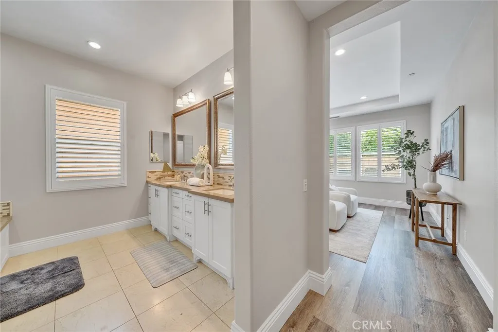 61 Windwalker Way, Tustin, California 92782 home-pic-26