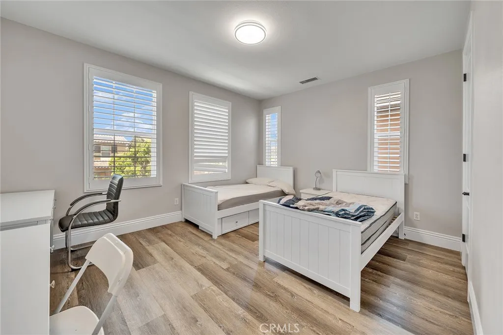 61 Windwalker Way, Tustin, California 92782 home-pic-40