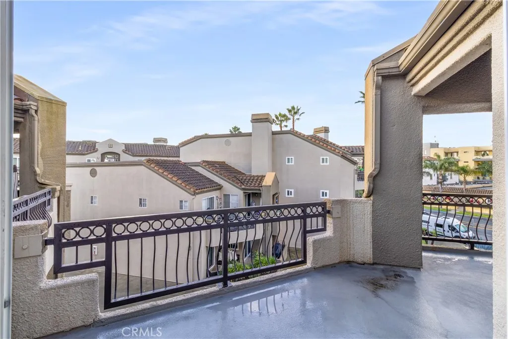 430 Lake Street 304, Huntington Beach, California 92648 home-pic-13