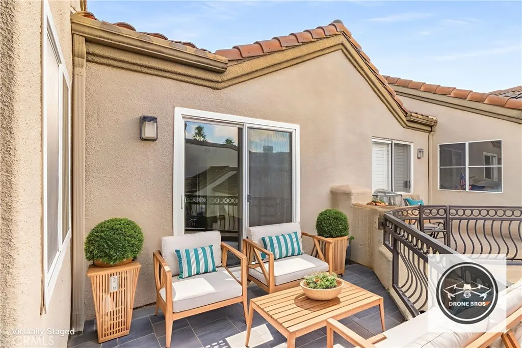 430 Lake Street 304, Huntington Beach, California 92648 home-pic-4