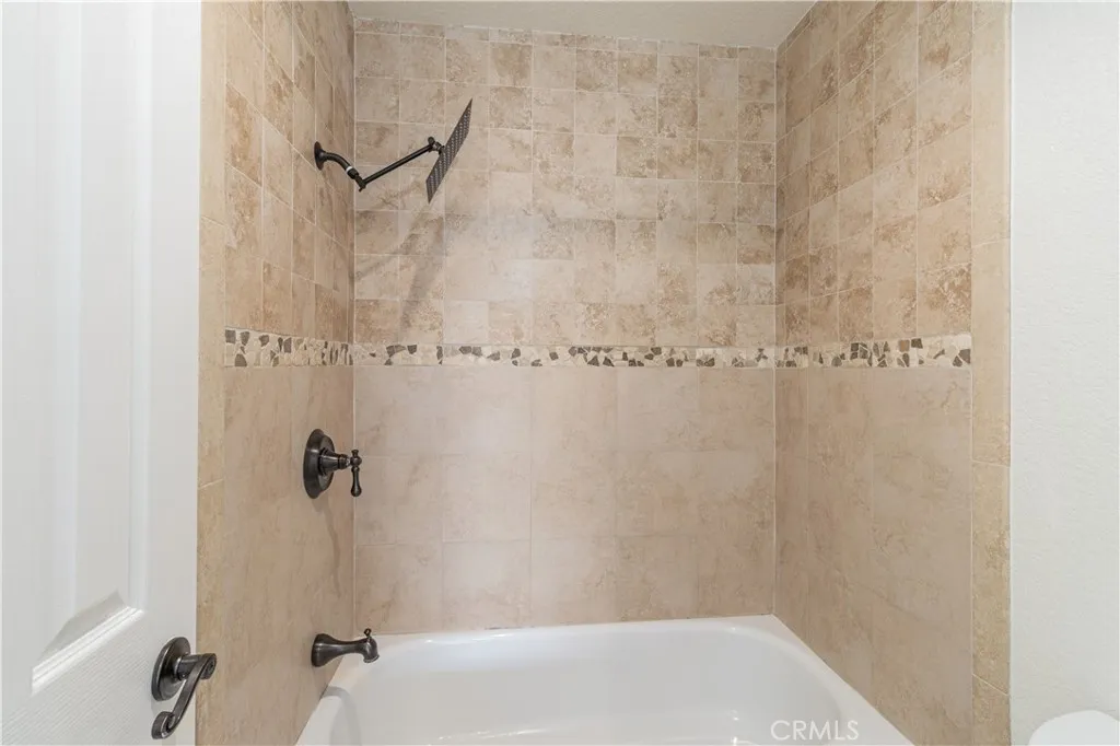 430 Lake Street 304, Huntington Beach, California 92648 home-pic-34
