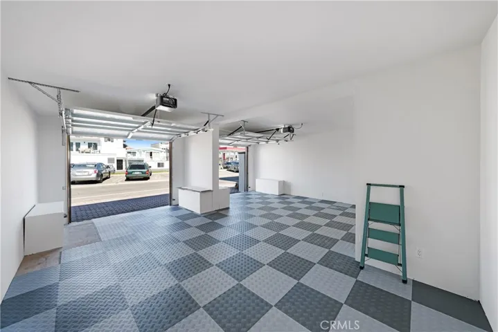 16601 S Pacific Avenue, Sunset Beach, California 90742