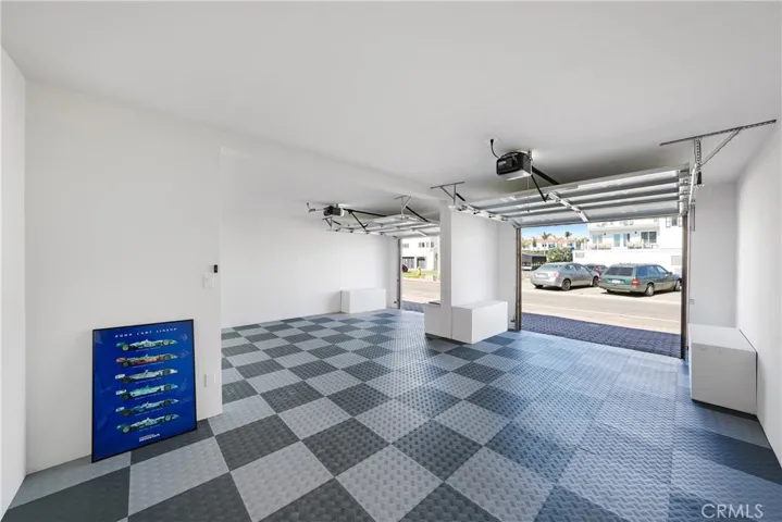 16601 S Pacific Avenue, Sunset Beach, California 90742
