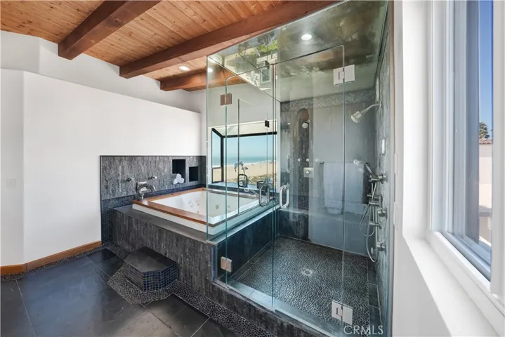 16601 S Pacific Avenue, Sunset Beach, California 90742
