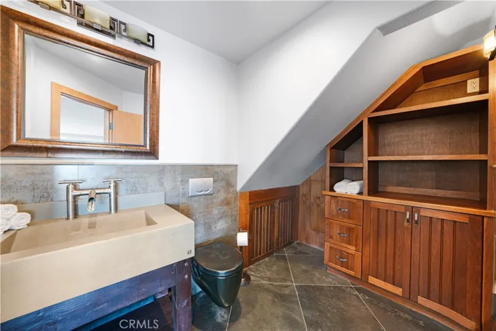 16601 S Pacific Avenue, Sunset Beach, California 90742
