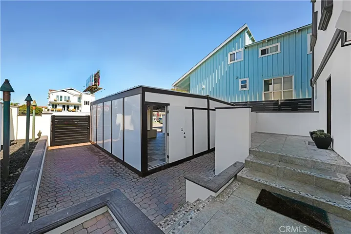16601 S Pacific Avenue, Sunset Beach, California 90742