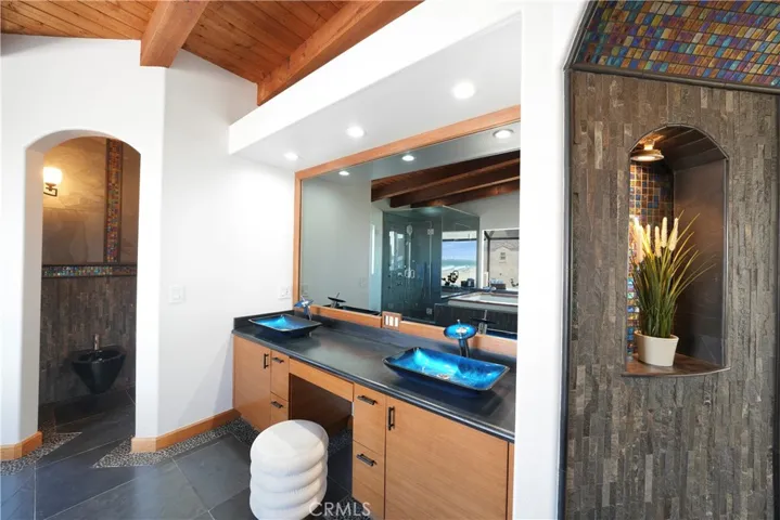 16601 S Pacific Avenue, Sunset Beach, California 90742