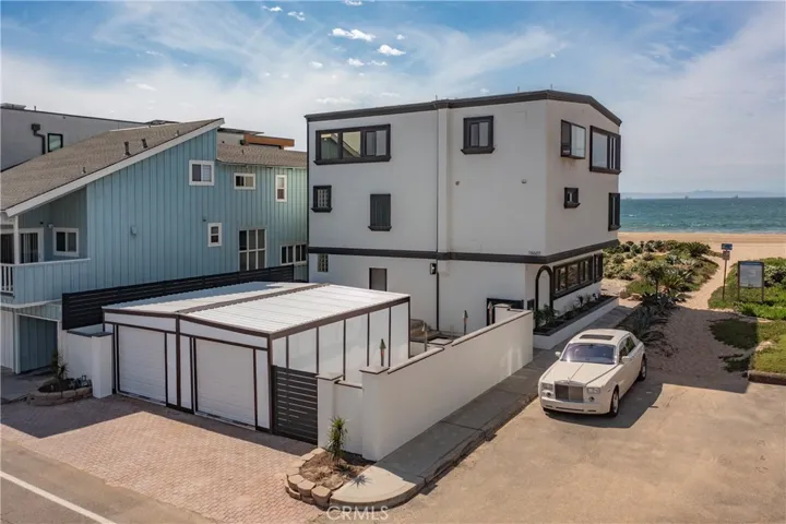16601 S Pacific Avenue, Sunset Beach, California 90742