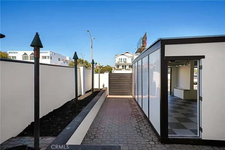 16601 S Pacific Avenue, Sunset Beach, California 90742