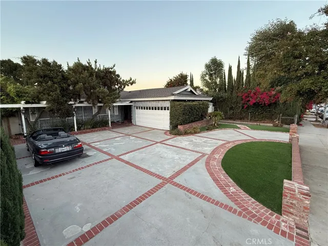 15905 Parthenia Street, North Hills, California 91343