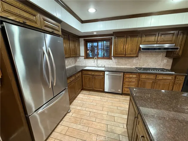 15905 Parthenia Street, North Hills, California 91343
