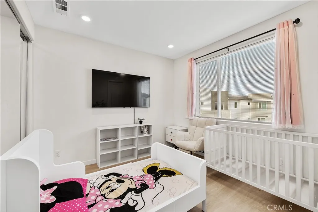 27579 Sanctuary Ct., Valencia, California 91381 home-pic-6