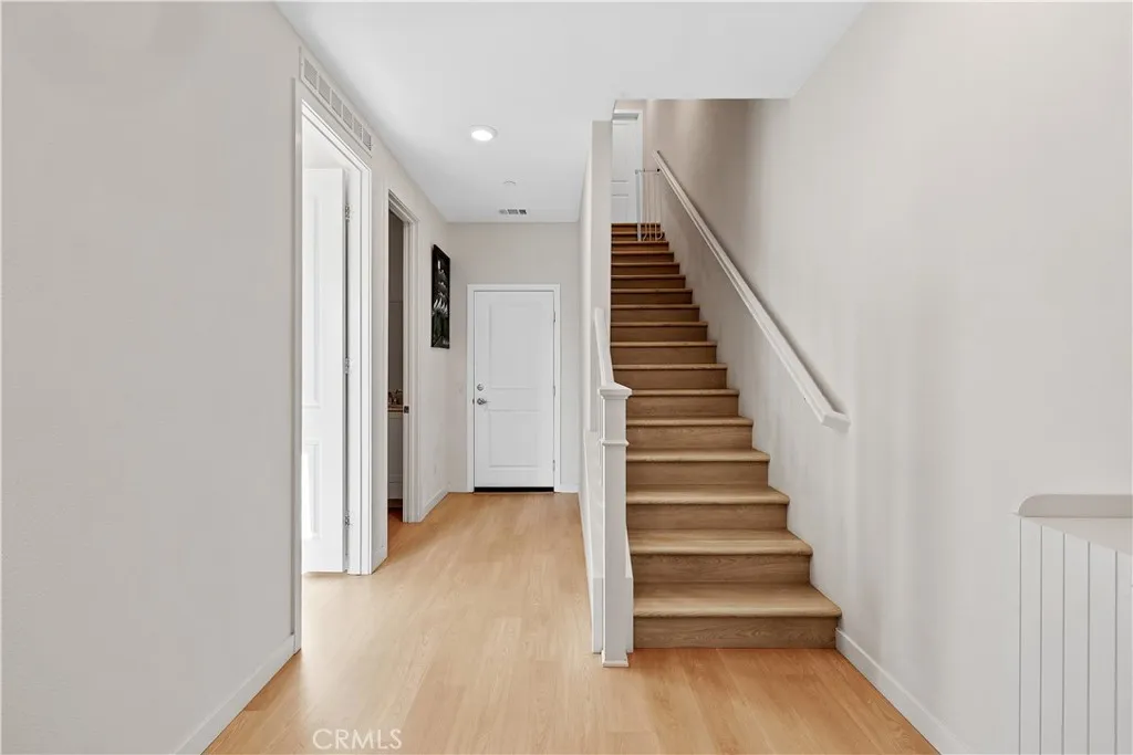 27579 Sanctuary Ct., Valencia, California 91381 home-pic-14