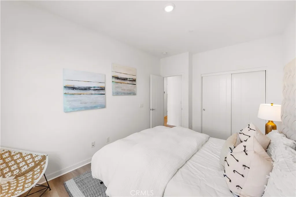 81 Savannah, Lake Forest, California 92630 home-pic-33