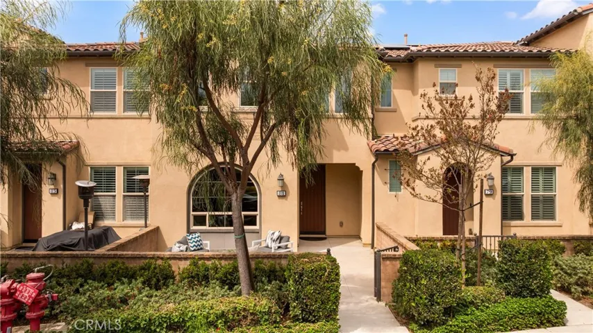 81 Savannah, Lake Forest, California 92630