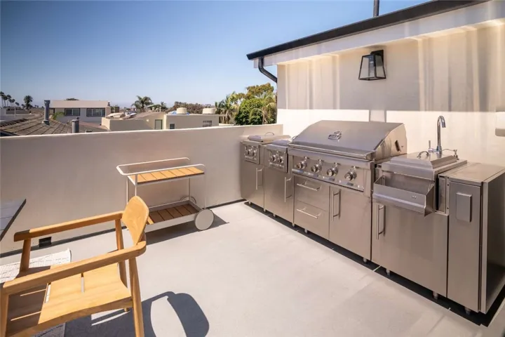 315 E Bay Avenue, Newport Beach, California 92661