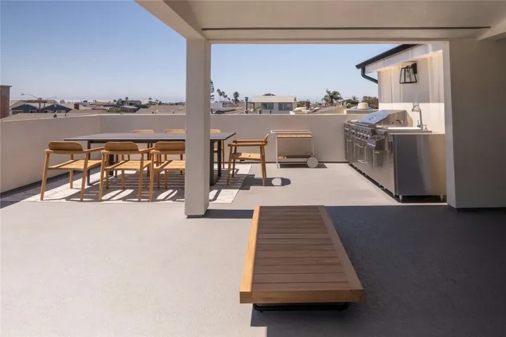 315 E Bay Avenue, Newport Beach, California 92661