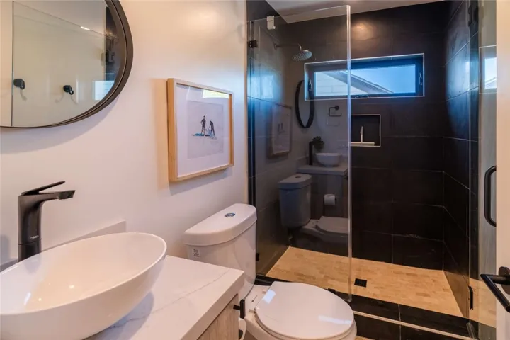 315 E Bay Avenue, Newport Beach, California 92661