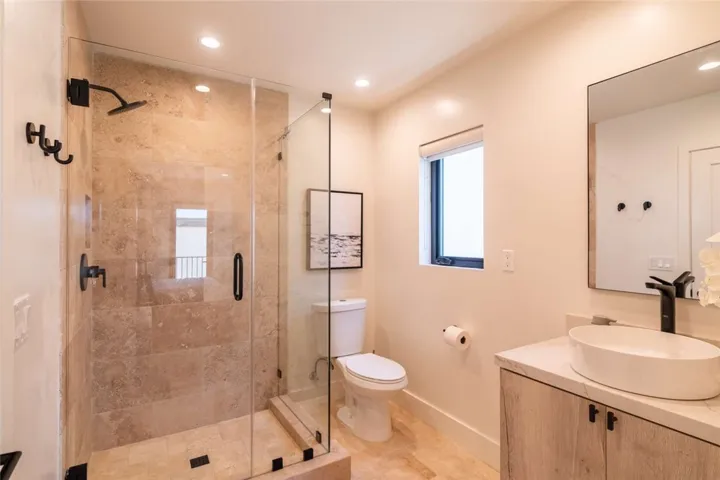 315 E Bay Avenue, Newport Beach, California 92661