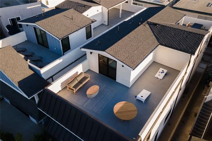 315 E Bay Avenue, Newport Beach, California 92661