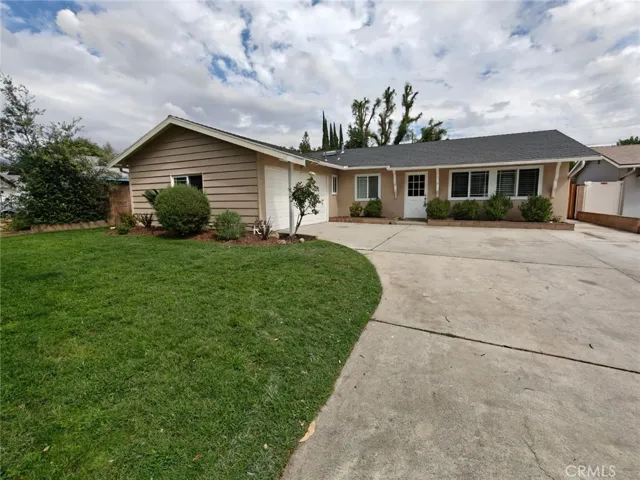 10556 Hillview, Chatsworth, California 91311