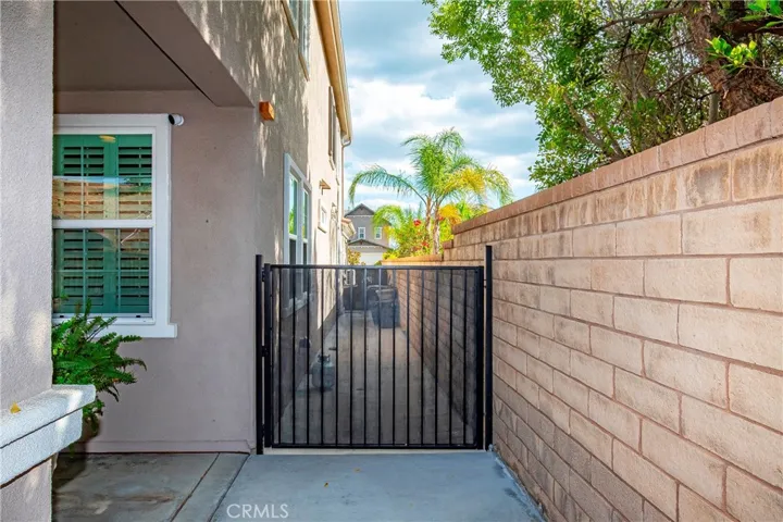 28809 N Iron Village Drive, Valencia, California 91354