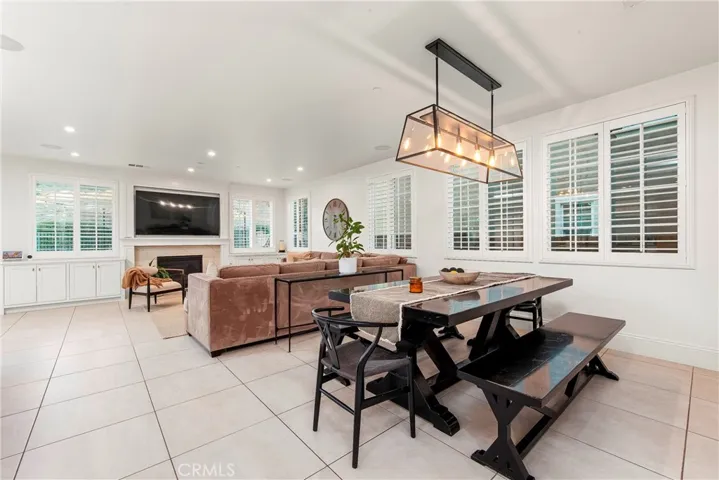 28809 N Iron Village Drive, Valencia, California 91354