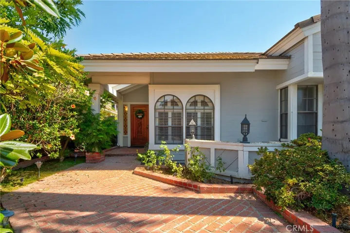 4 Ramada, Irvine, California 92620