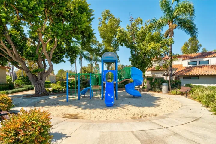 4 Ramada, Irvine, California 92620