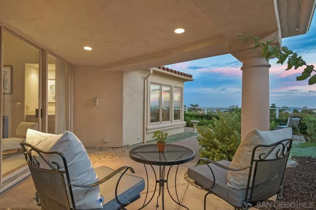 1483 Caminito Diadema, La Jolla, California 92037 home-pic-19