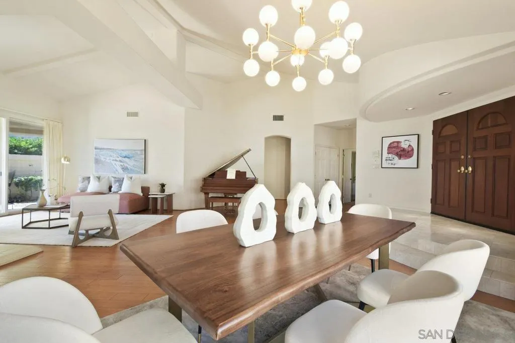 1483 Caminito Diadema, La Jolla, California 92037 home-pic-8