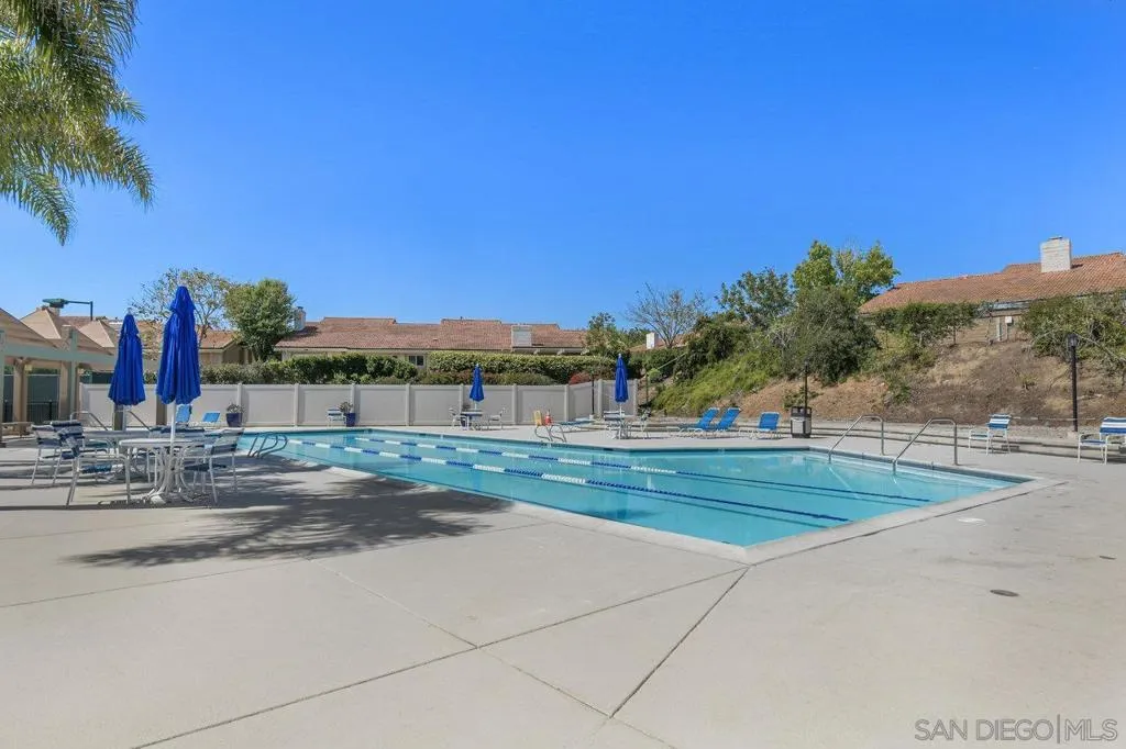 1483 Caminito Diadema, La Jolla, California 92037 home-pic-36