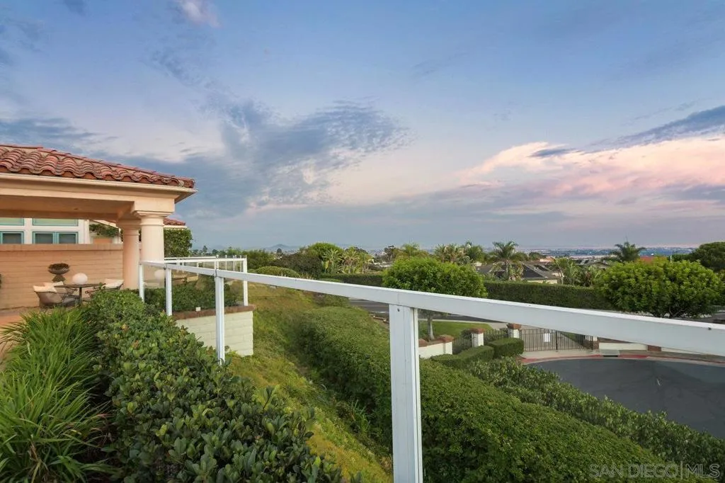 1483 Caminito Diadema, La Jolla, California 92037 home-pic-18
