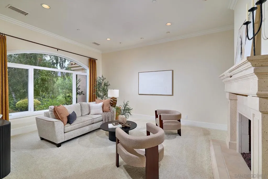 1691 Tecalote Dr, Fallbrook, California 92028 home-pic-10