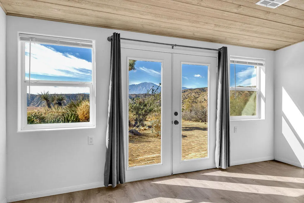 48819 Bird Of Paradise, Morongo Valley, California 92256 home-pic-38