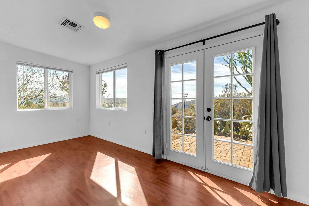 48819 Bird Of Paradise, Morongo Valley, California 92256 home-pic-46
