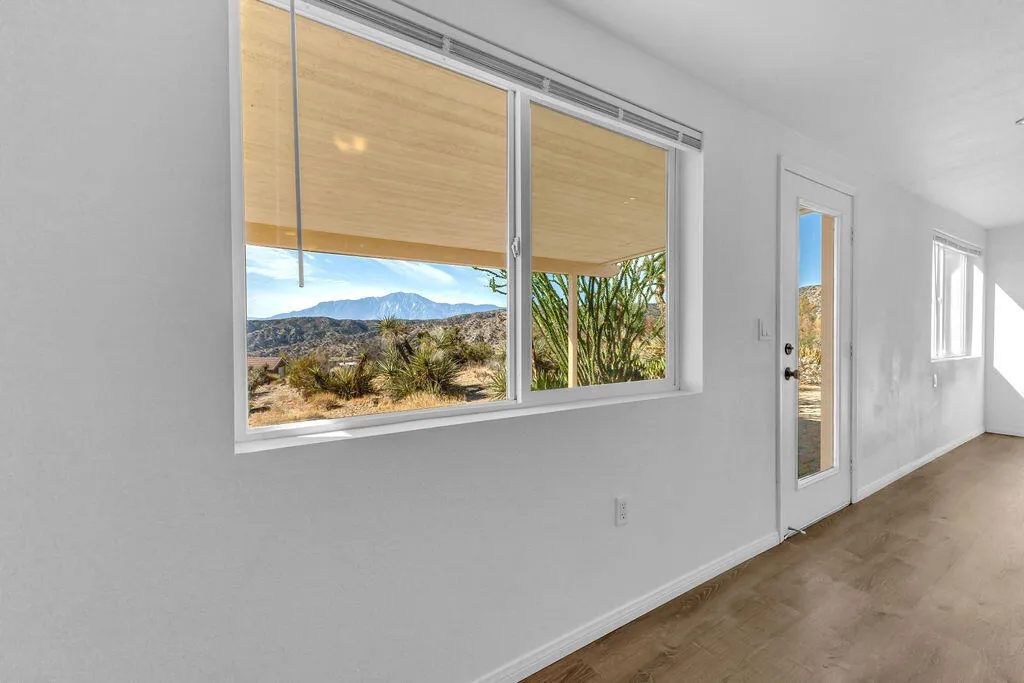 48819 Bird Of Paradise, Morongo Valley, California 92256 home-pic-6