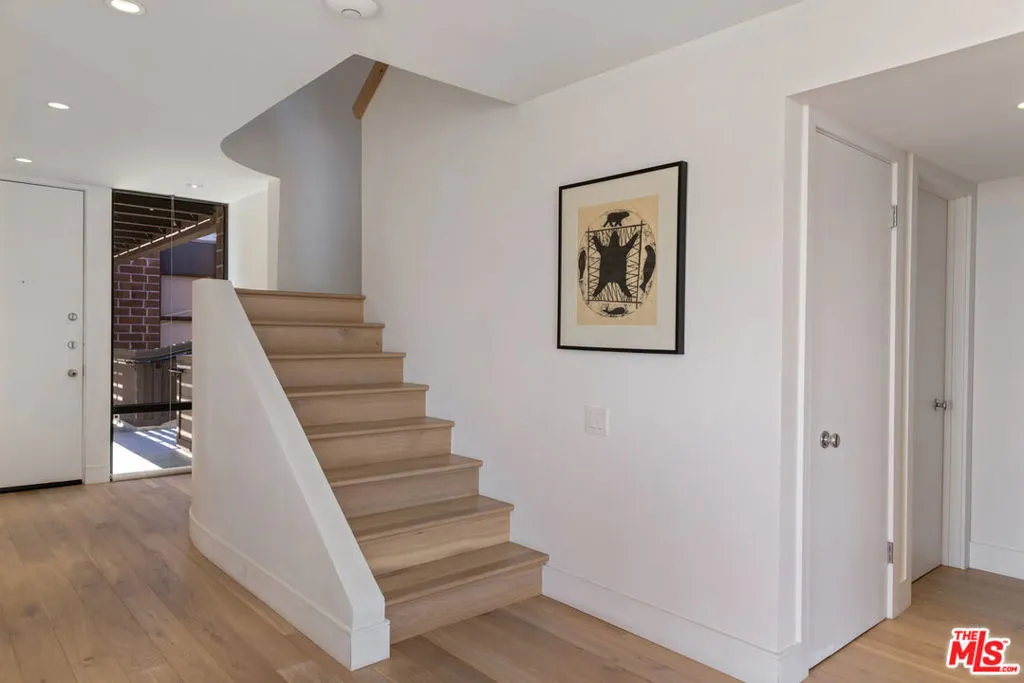 1033 Carol Drive Ph3, West Hollywood, California 90069 home-pic-7