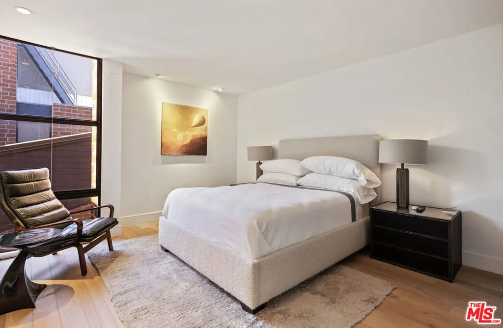 1033 Carol Drive Ph3, West Hollywood, California 90069 home-pic-33