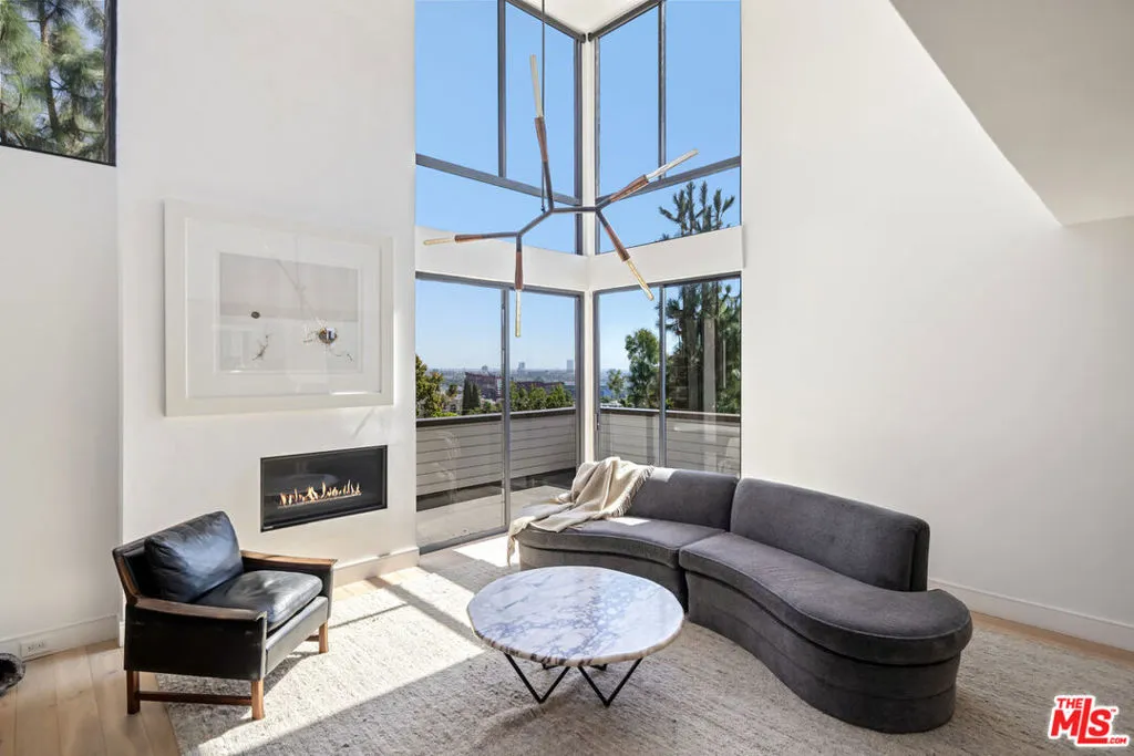 1033 Carol Drive Ph3, West Hollywood, California 90069 home-pic-1