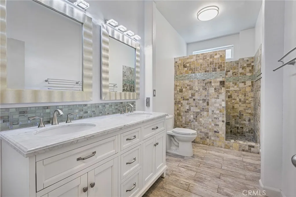 22335 Loch Lomond Drive, Canyon Lake, California 92587 home-pic-27