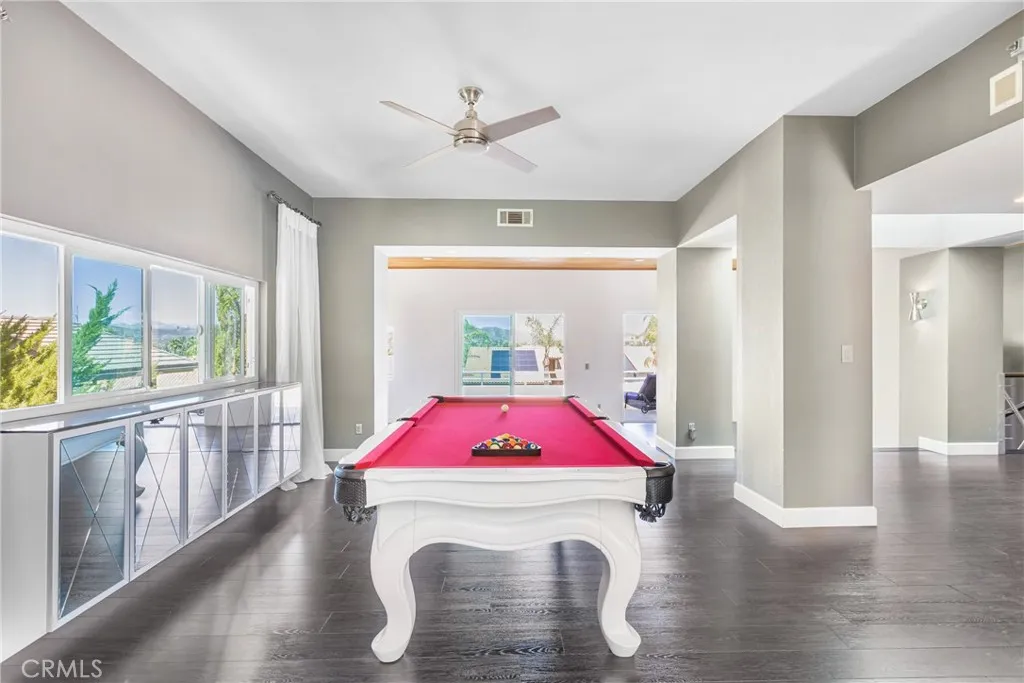 22335 Loch Lomond Drive, Canyon Lake, California 92587 home-pic-17
