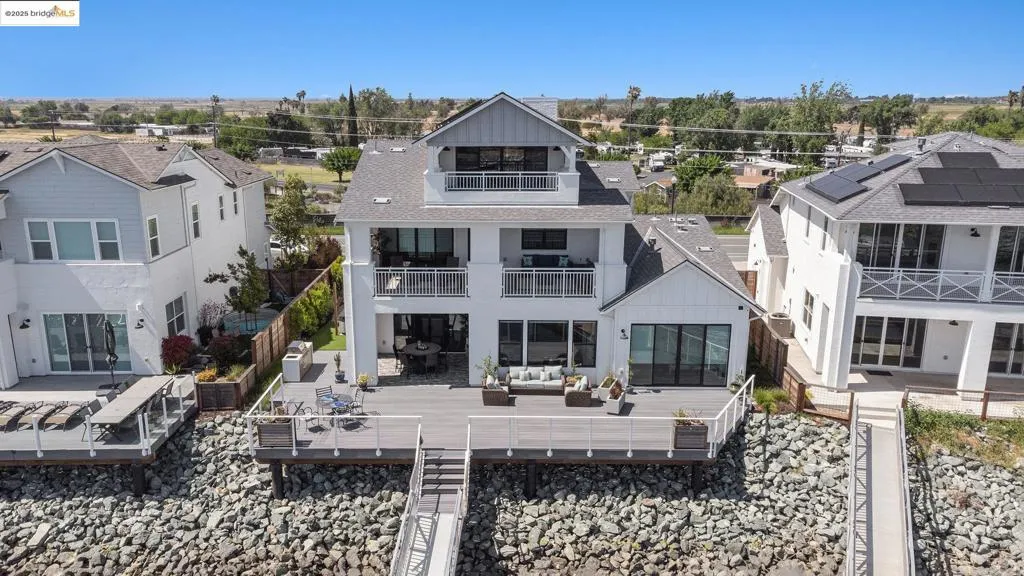 3143 Delta Coves Dr, Bethel Island, California 94511 home-pic-29