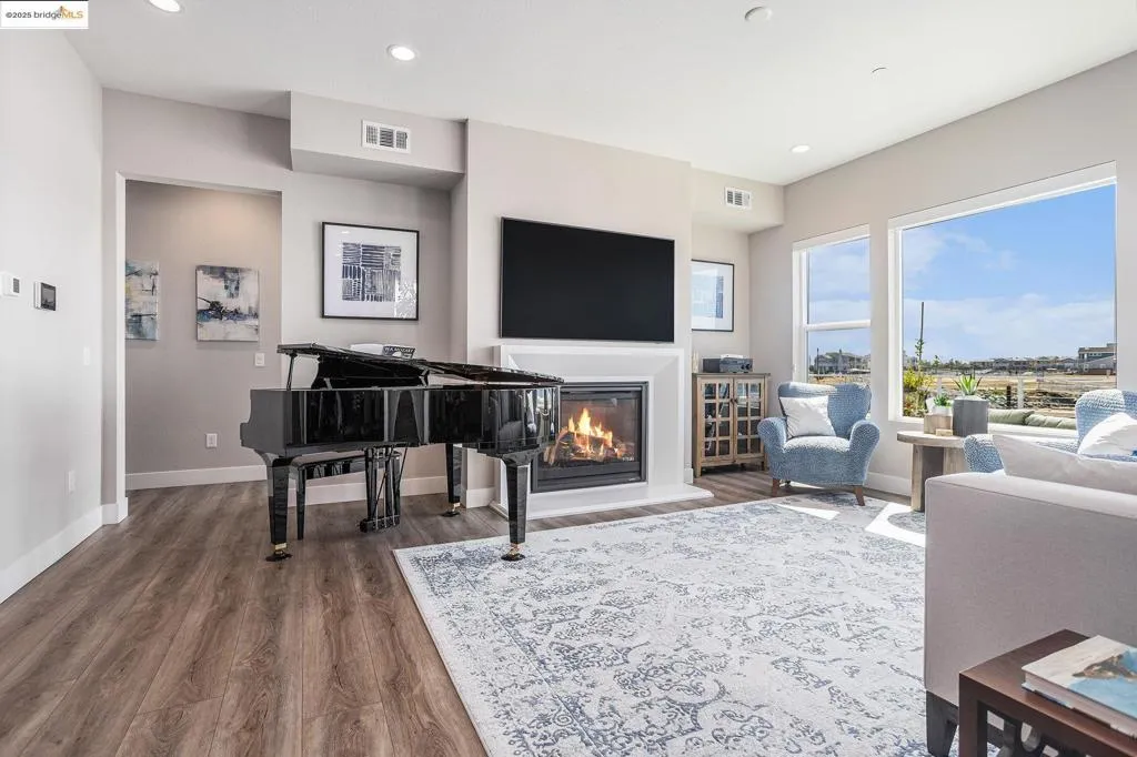 3143 Delta Coves Dr, Bethel Island, California 94511 home-pic-2