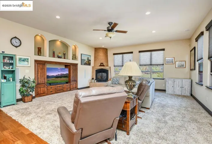 5560 Lanai Ct, Discovery Bay, California 94505